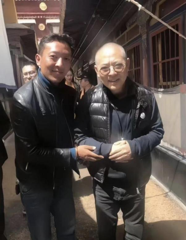 他演的黄飞, 岁活出新人, 拍戏可不轻
